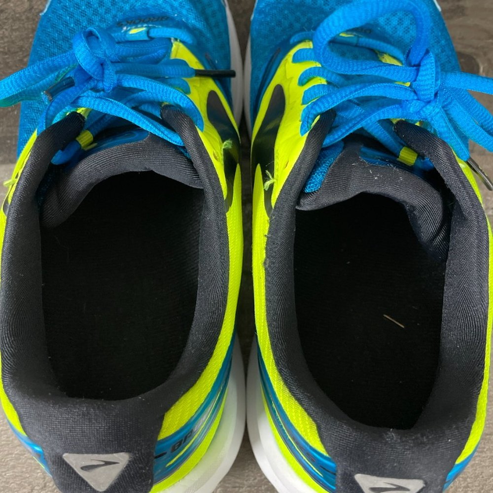 Brooks Launch 4 Running Sneakers - Picture 5 of 9